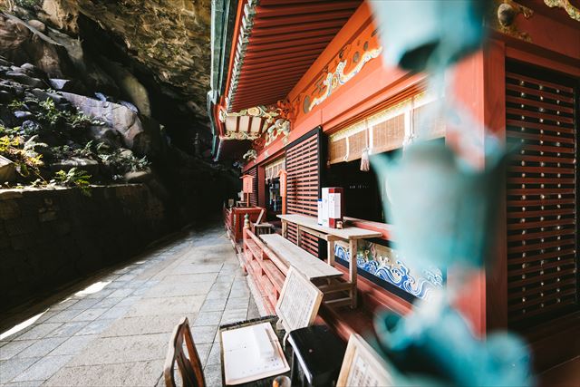 断崖絶壁に立つ神秘の神社「鵜戸神宮」の見どころ＆周辺おすすめランチ情報