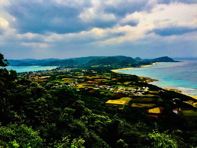 奄美大島　観光スポット　2つの海が見える場所