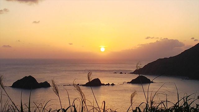奄美大島　観光スポット　西古見の夕陽