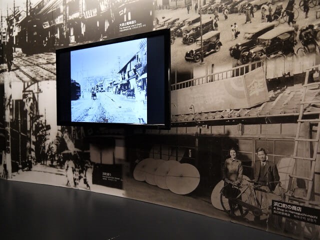 長崎原爆資料館　展示室　モニター