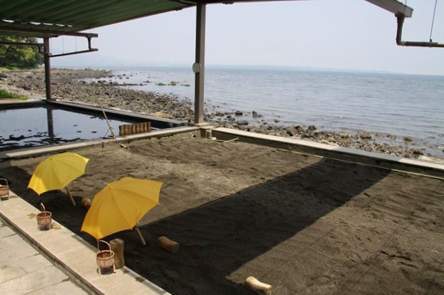 別府　日帰り温泉　砂蒸し風呂