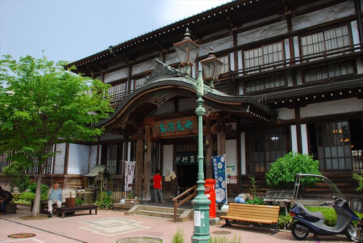竹瓦温泉 外観