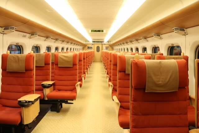 九州新幹線 車内 イメージ