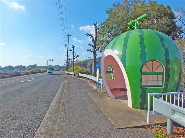 フルーツバス停