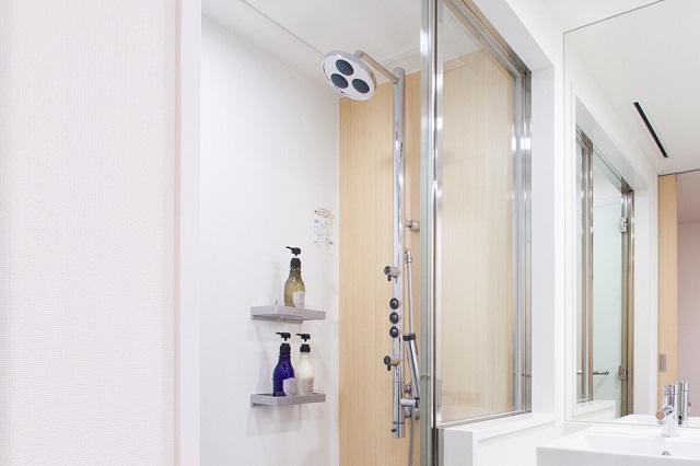 博多東急REIホテル シャワーブース