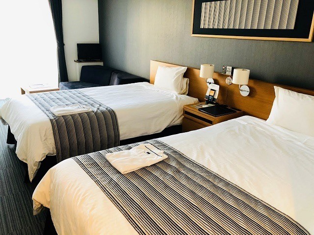 変なホテル　スーペリアツイン　ベッド