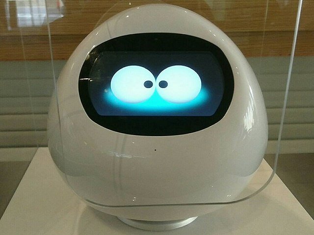 変なホテル　コンシェルジュロボット　タピア
