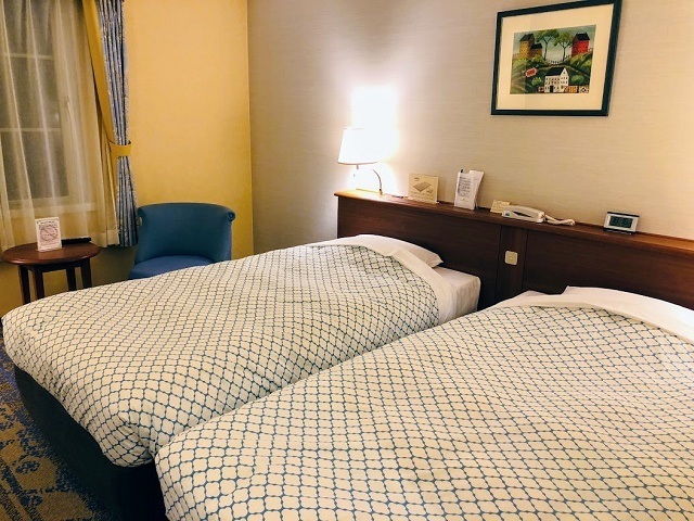 ホテル日航ハウステンボス　スタンダードツイン　ベッド