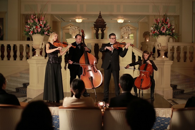 ホテルアムステルダム　ロビーコンサート