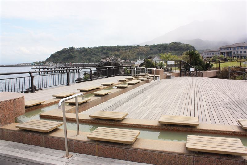 鹿児島　観光スポット　溶岩なぎさ公園