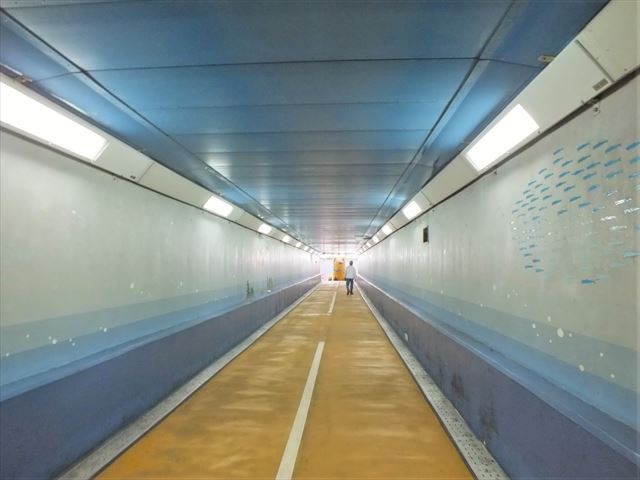 関門トンネル人道　下関