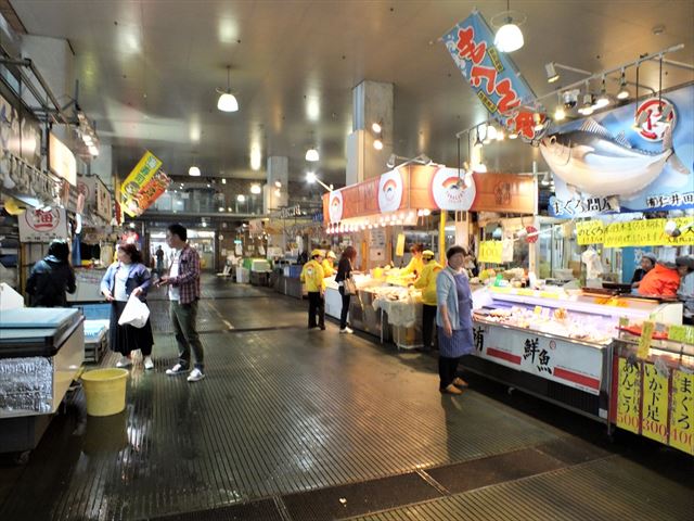 関門トンネル人道　唐戸市場