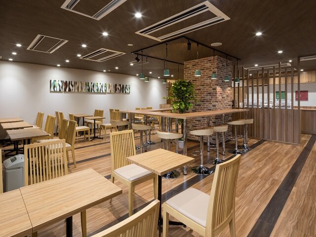 熊本　おすすめホテル　コンフォートホテル熊本新市街　　ラウンジスペース