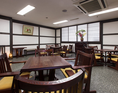 熊本　おすすめホテル　熊本和数奇司館　ロビー