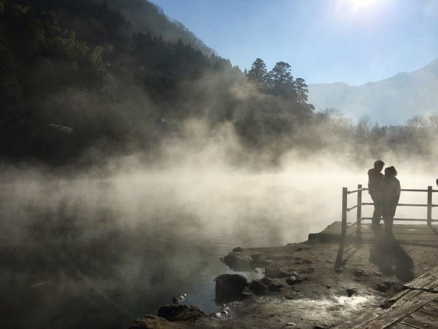 湯布院　金鱗湖　カフェ　朝食
