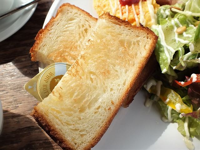 湯布院　金鱗湖　カフェ　朝食　Cafe La Ruche　デニッシュ