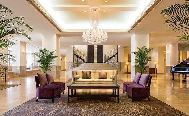 ルークプラザ　ロビー