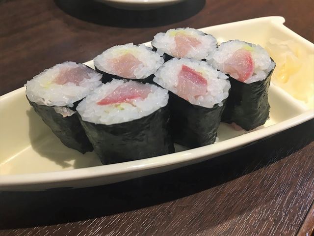 佐世保　観光スポット　白い鉄火巻
