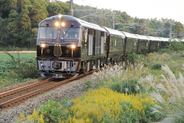 九州　観光列車　ななつ星